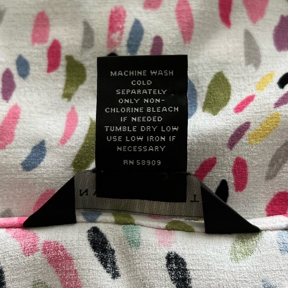 Beautiful shirt by Investments Woman in 2XL - Picture 3 of 5